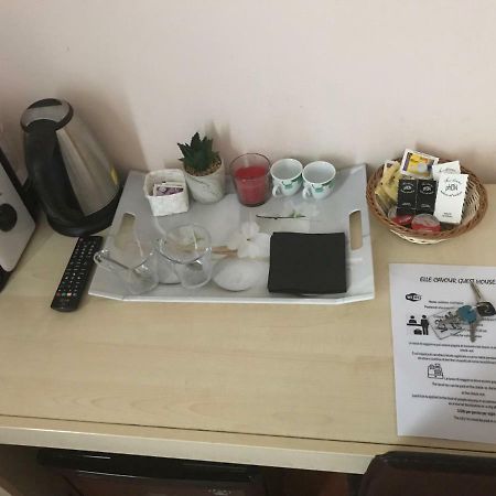 Elle Cavour Guest House ローマ エクステリア 写真