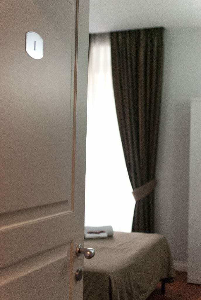 Elle Cavour Guest House ローマ エクステリア 写真