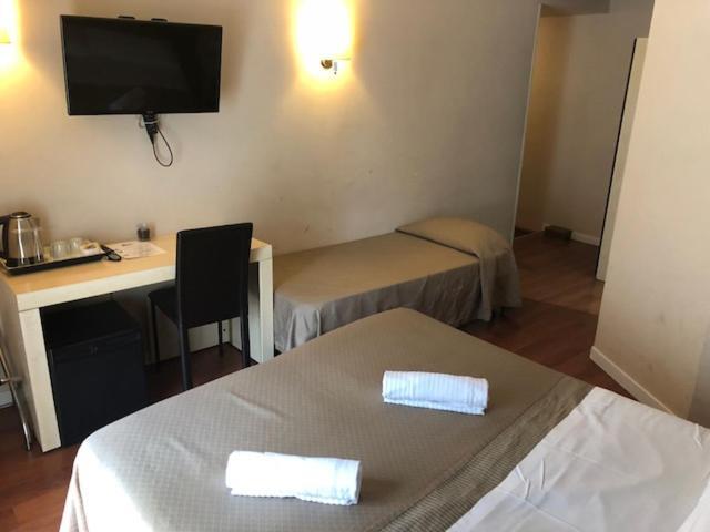 Elle Cavour Guest House ローマ エクステリア 写真