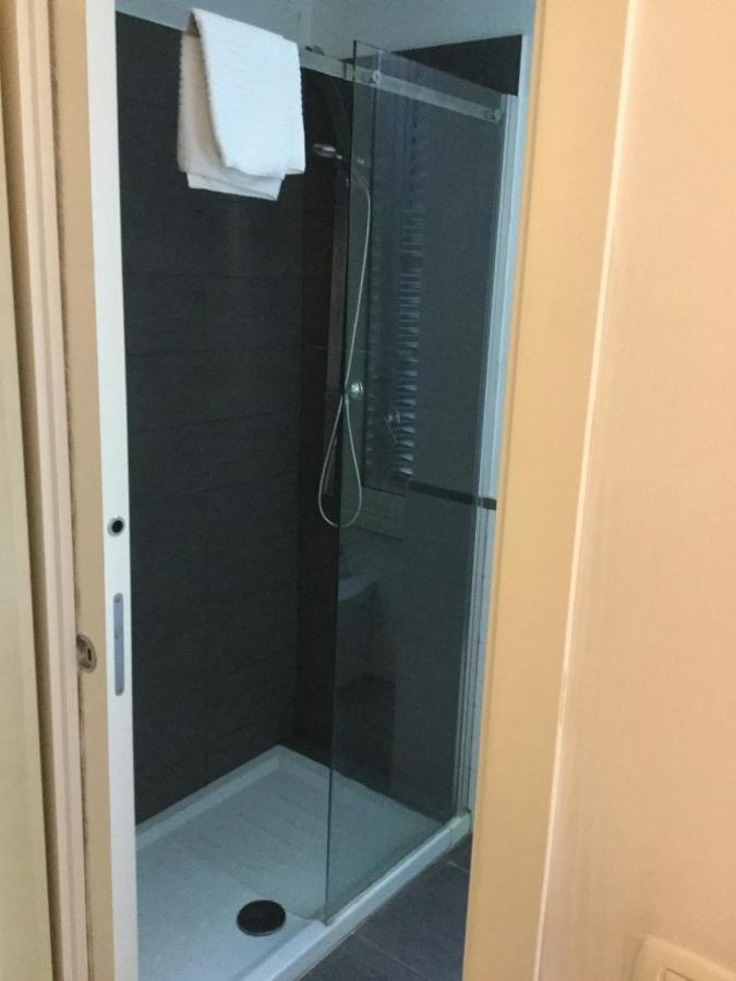 Elle Cavour Guest House ローマ エクステリア 写真